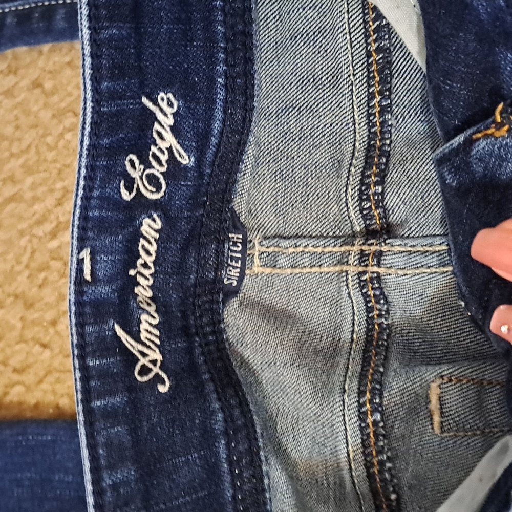 American Eagle - Picture 4 of 5